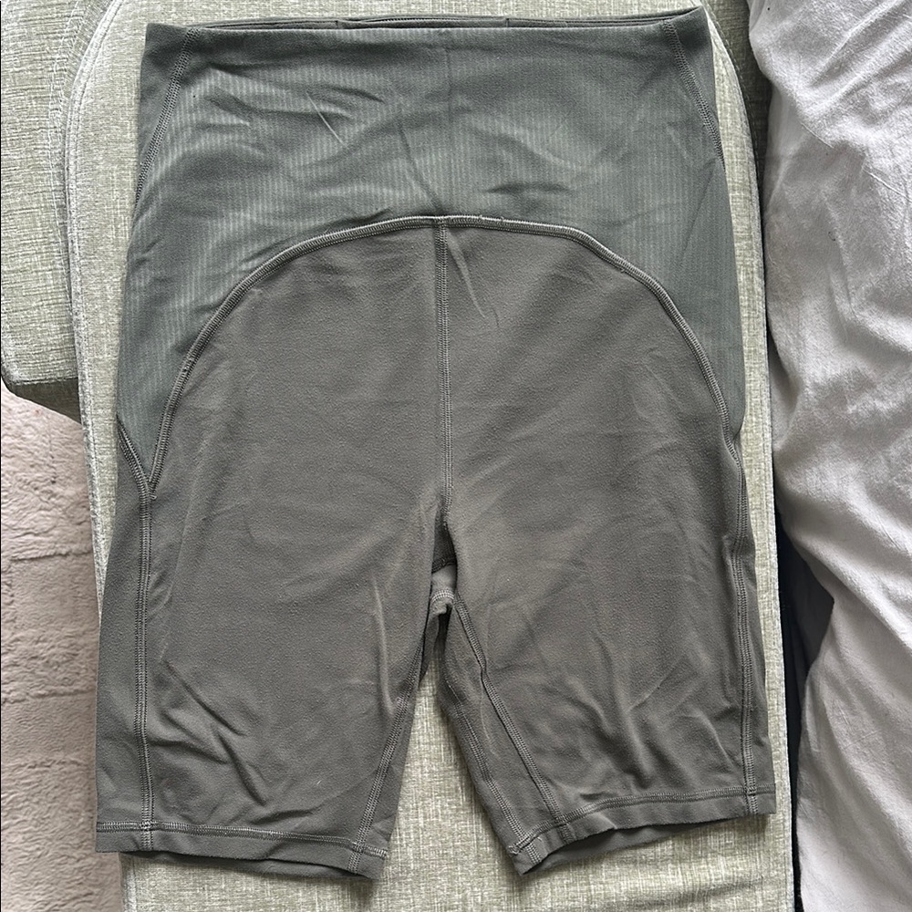 lululemon athletica Women’s shorts Sz.6
